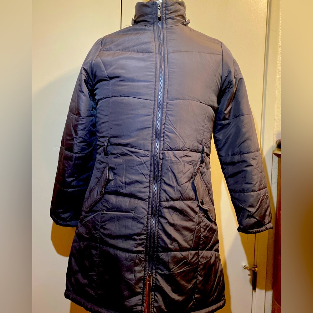 Perseverance size large-women’s puff jacket gently used